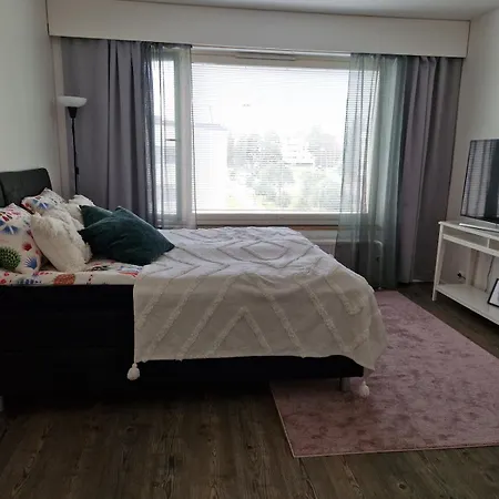 Floor Studio, Center & Riverside Apartment *